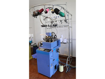 Máquina para hacer calcetines tobilleros